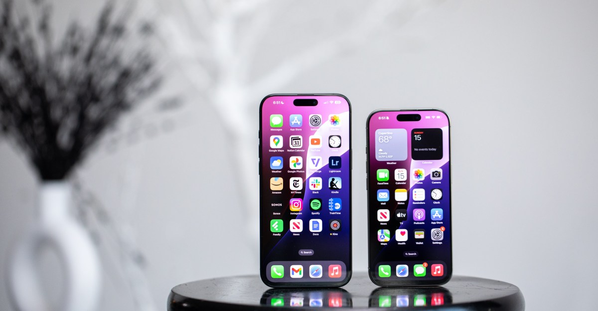 Трамп погрожує Apple, Samsung та іншим 25-відсотковим тарифом на iPhone