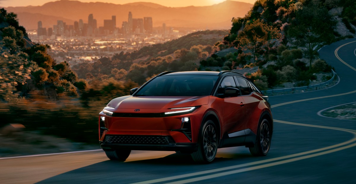 ТОЙОТА підтвердила, що повністю електричний C-HR з’явиться в США