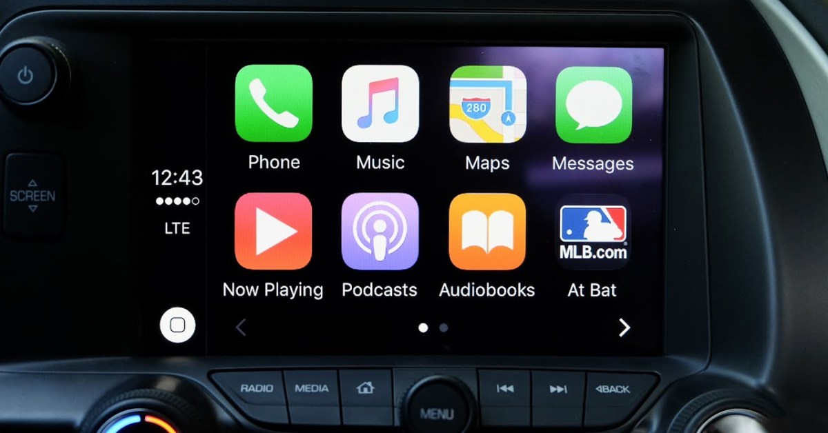 Apple дозволить відтворювати відео в CarPlay з iOS 26