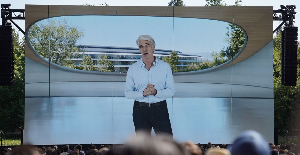 Крейг Федерігі підтверджує, що перша спроба Apple створити штучний інтелект для Siri виявилася недостатньо вдалою