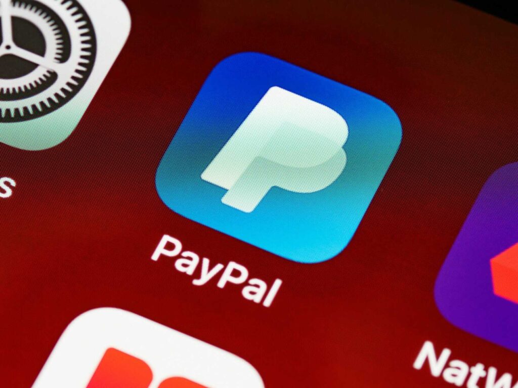 Плюси та мінуси PayPal в Україні