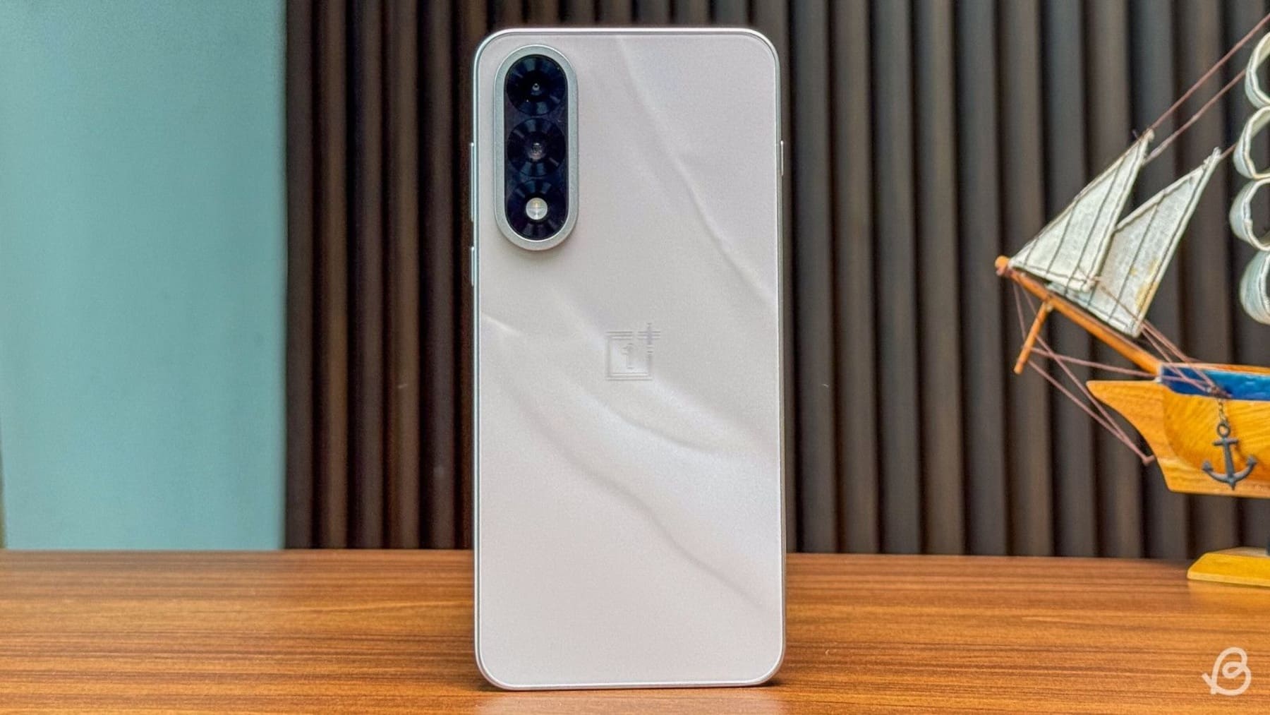 Огляд OnePlus Nord 5