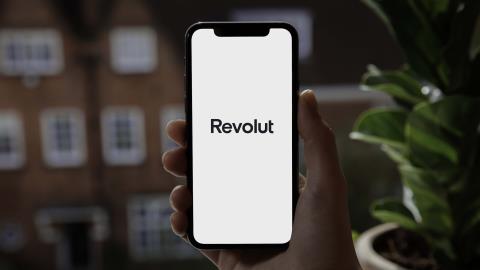 Revolut дозволяє своїм користувачам переказувати гроші в Китай через Alipay