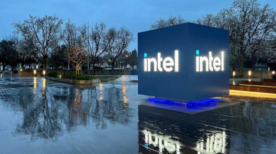 Адміністрація Трампа вивчає варіант купівлі частки в Intel
