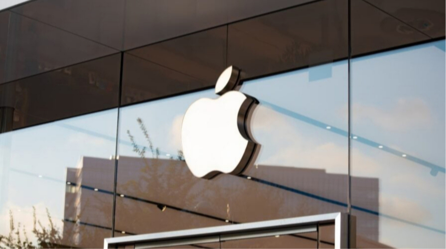 Apple планує значну зміну у команді співробітників