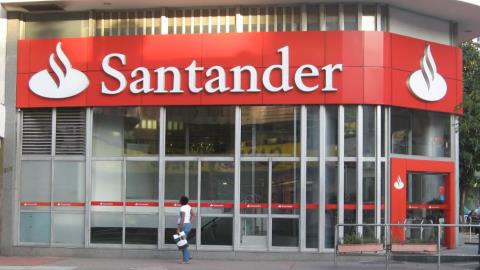 Santander скоротить 2000 робочих місць у Великій Британії