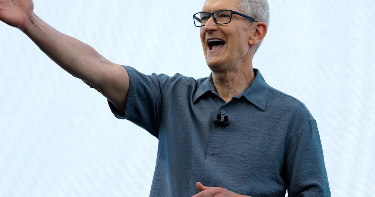 Тім Кук заявляє, що Apple готова до придбання компаній у сфері ШІ