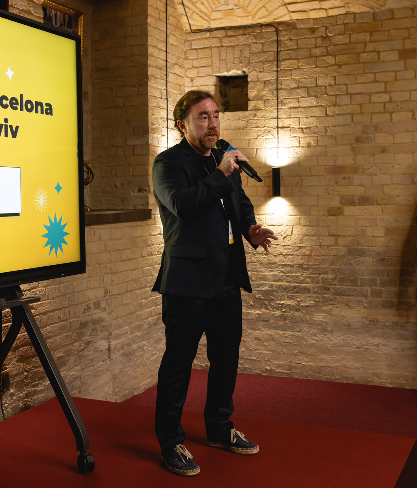 Glovo розпочинає підтримку українського малого та середнього бізнесу: заплановано освітні заходи в різних містах України