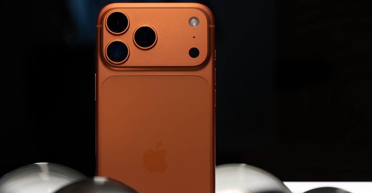 Apple позбавила iPhone 17 Pro ночі: що чекати від нового режиму фотографії?