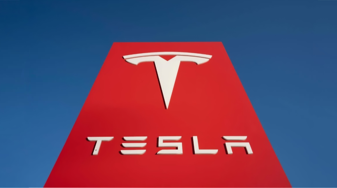 Прибуток Tesla розчарував, але акції вгору: що далі чекає на компанію?