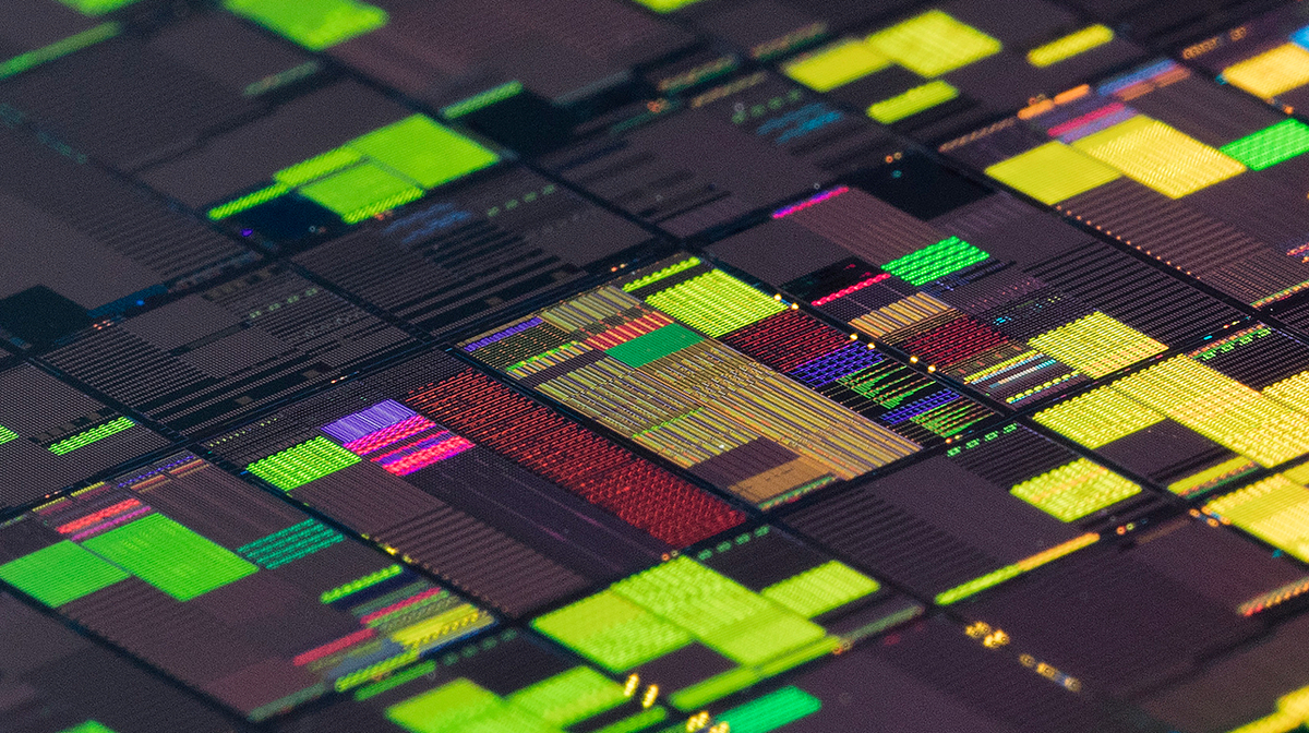 IBM та Arm об’єднуються для революційних гібридних систем з підтримкою штучного інтелекту